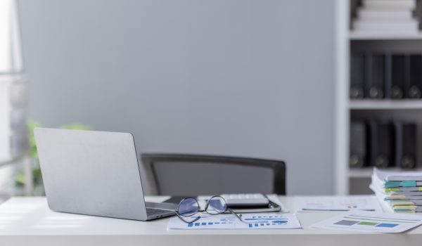 laptop-computer-notebook-and-eyeglasses-sitting-2023-11-27-05-07-34-utc